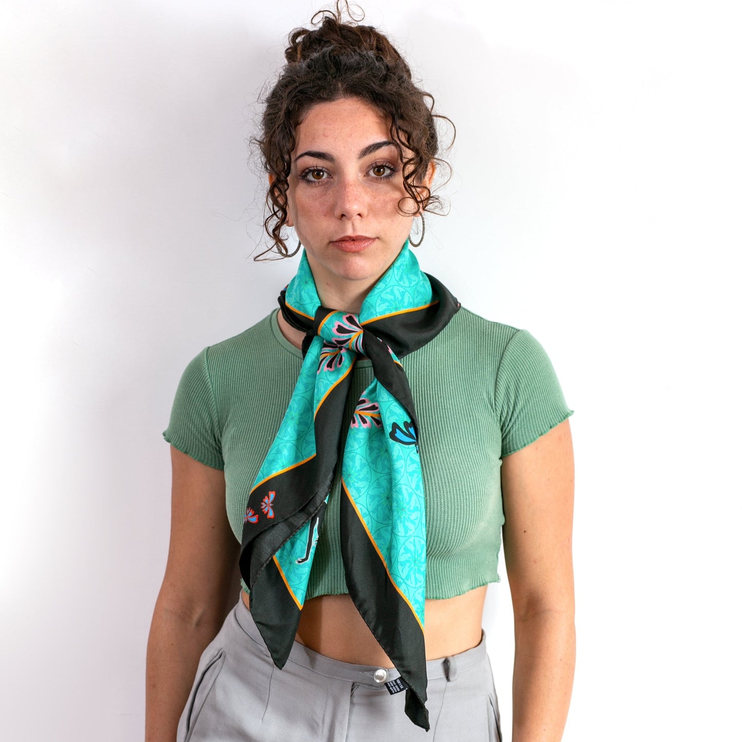 FOULARD "EVVIVA" Prodotto Solidale